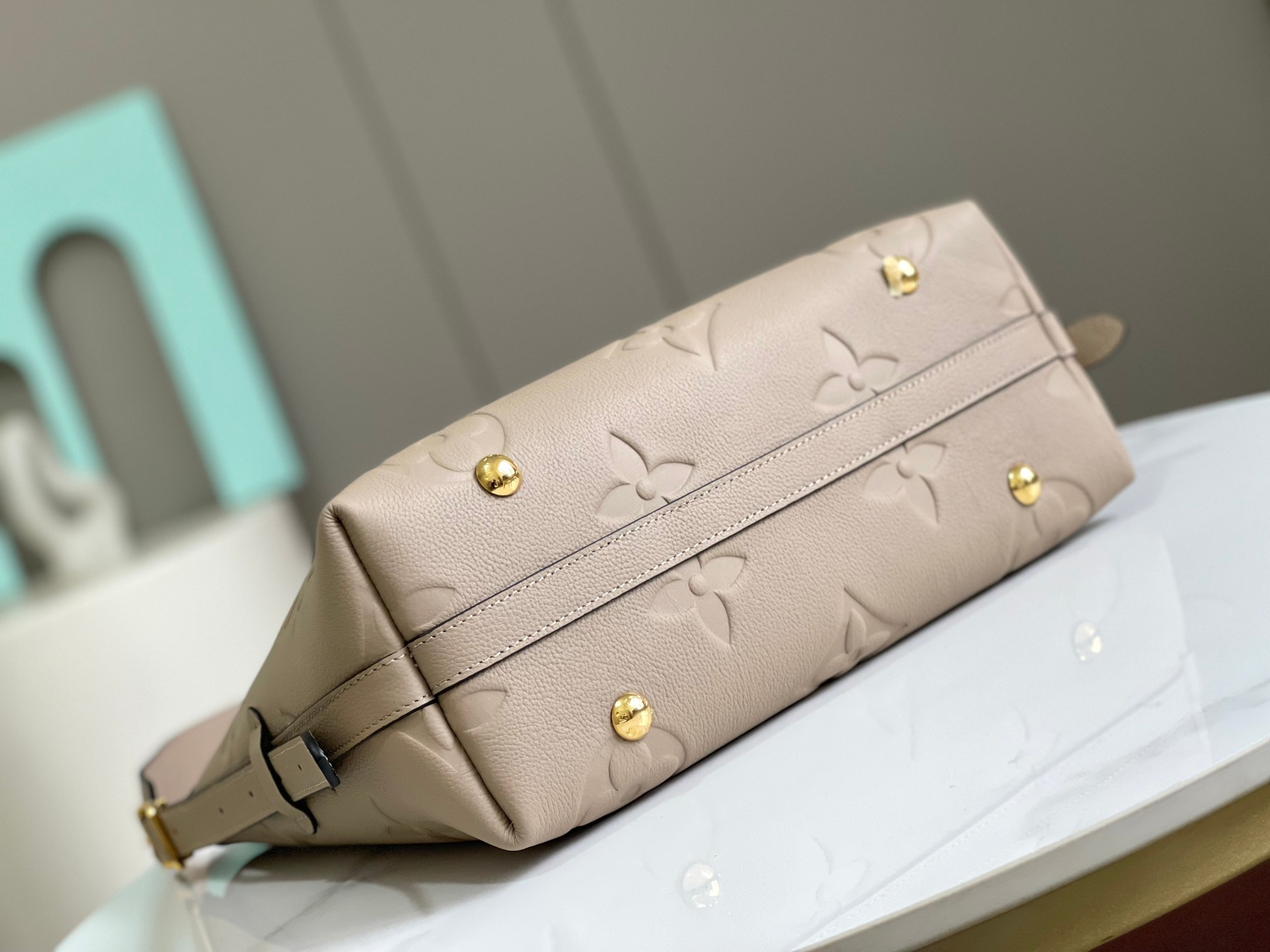 Louis Vuitton CarryAll Small Handbag in Monogram Empreinte Leather - Image 4