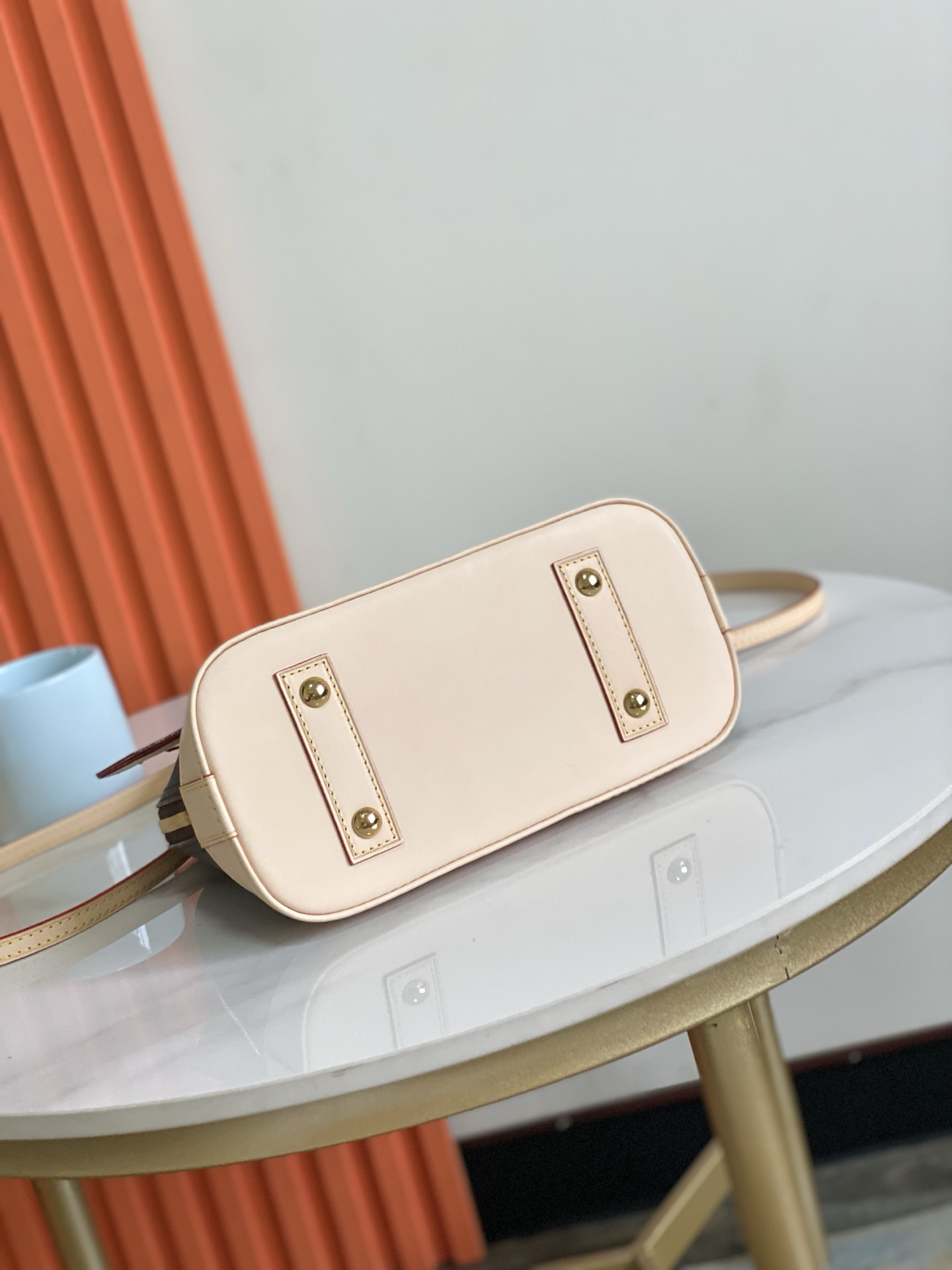 Louis Vuitton Alma BB Monogram Canvas Crossbody Bag - Image 4