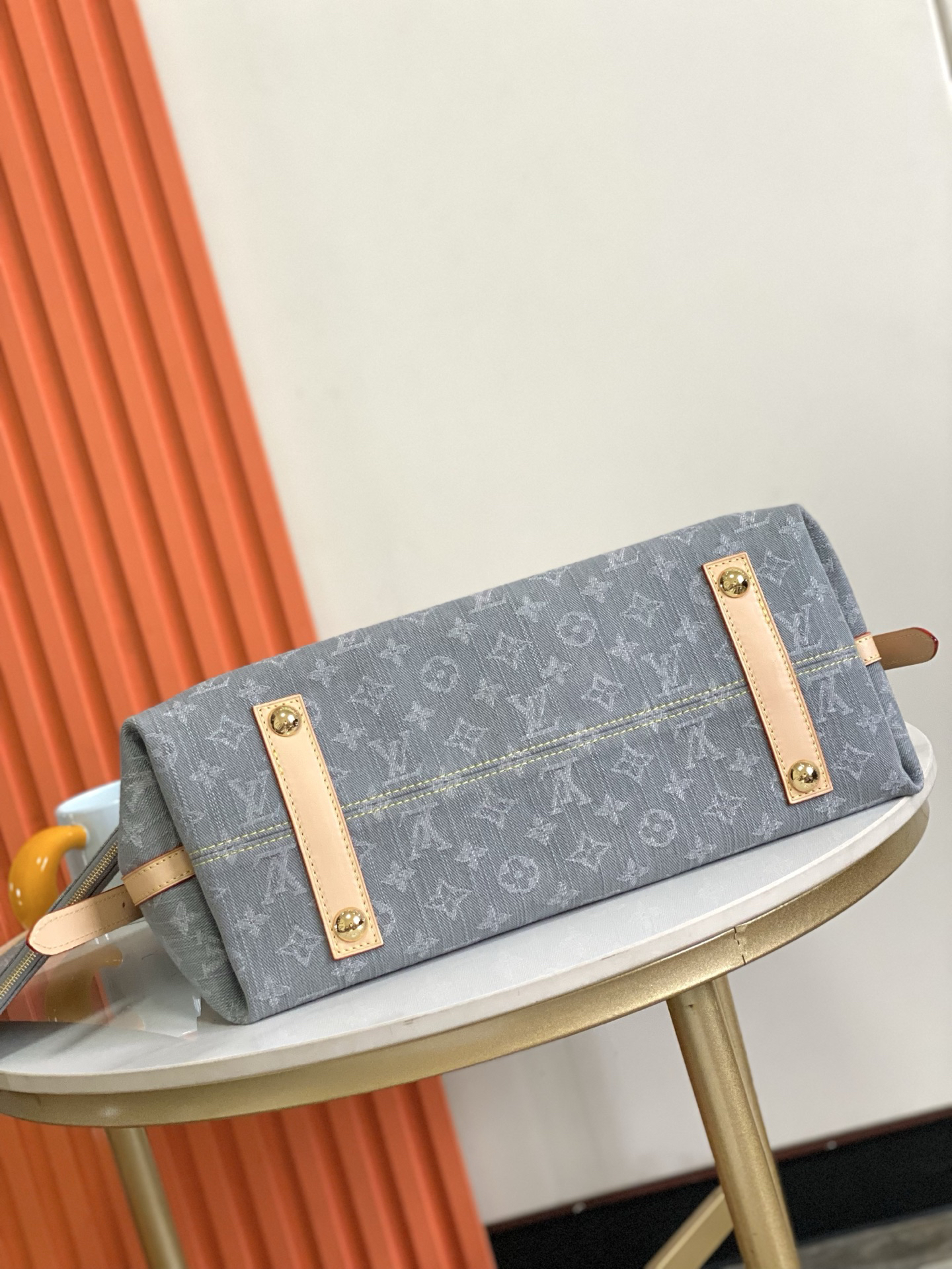 Louis Vuitton CarryAll Medium Handbag in Monogram Denim - Image 4