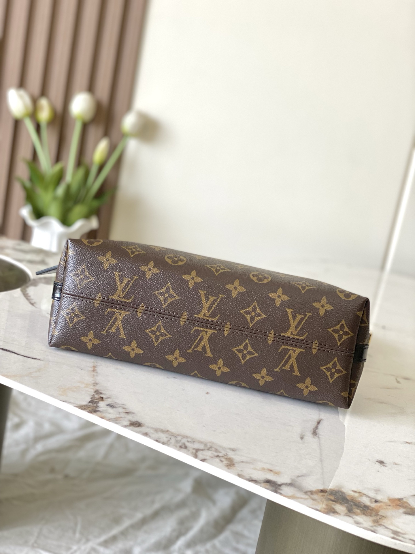Louis Vuitton CarryAll BB Monogram Canvas Crossbody Bag - Image 4