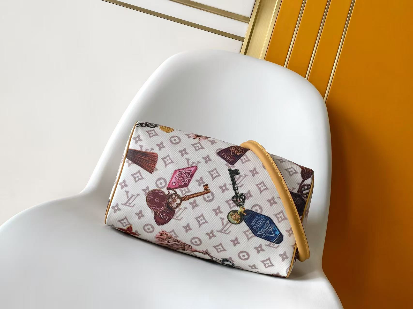 Speedy Soft 30 Boho Handbag - Image 4