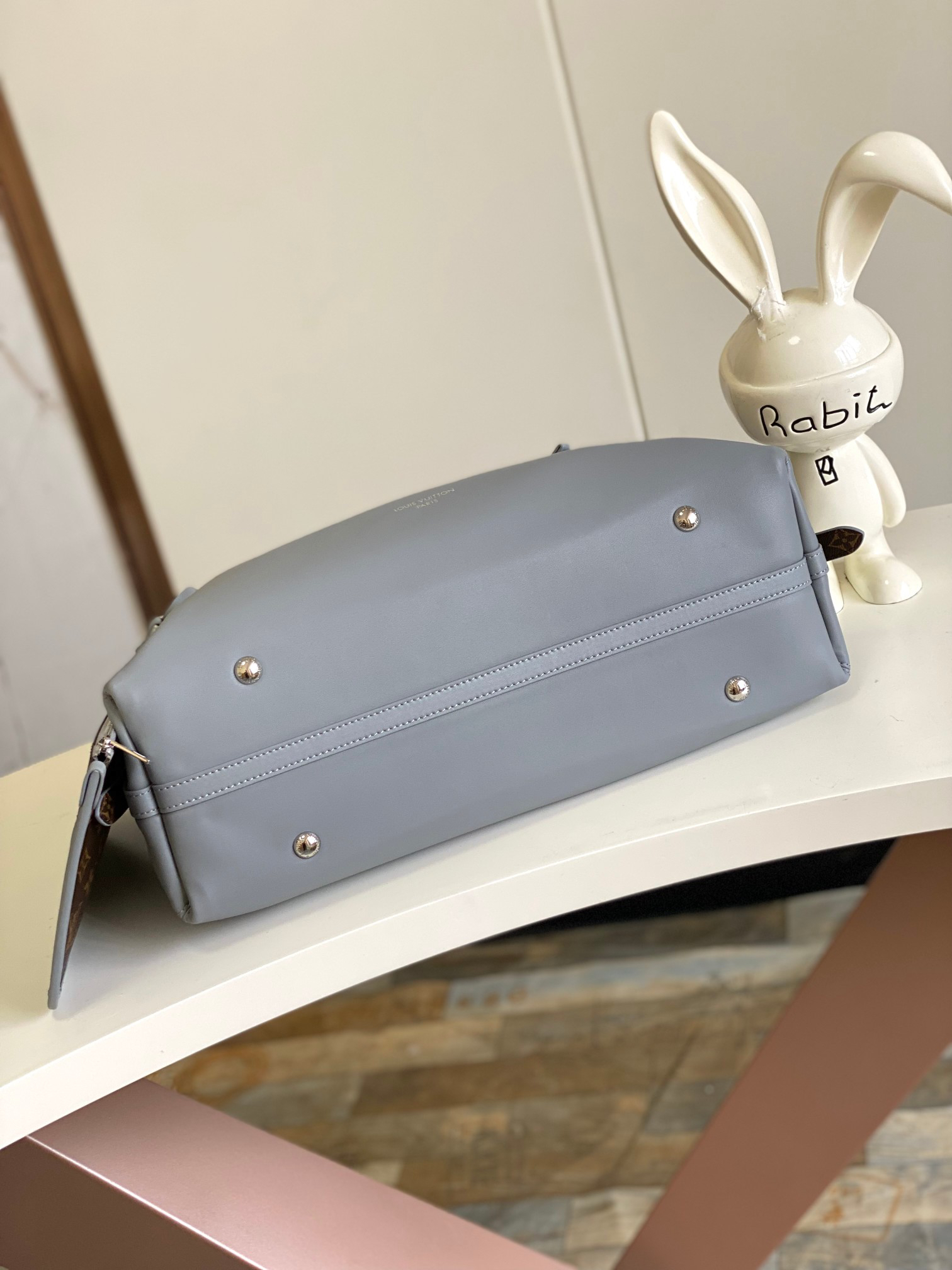 CarryAll Dark Medium Handbag - Image 4