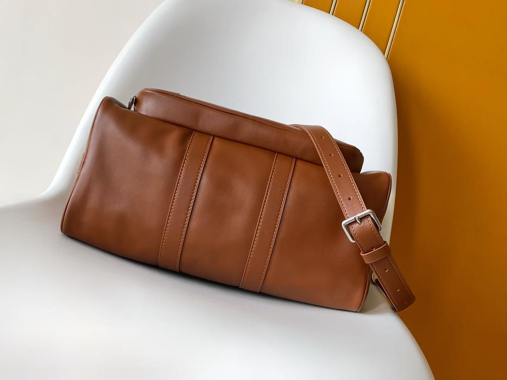 Louis Vuitton Keepall Cargo Bandoulière 35 Travel Bag - Image 4