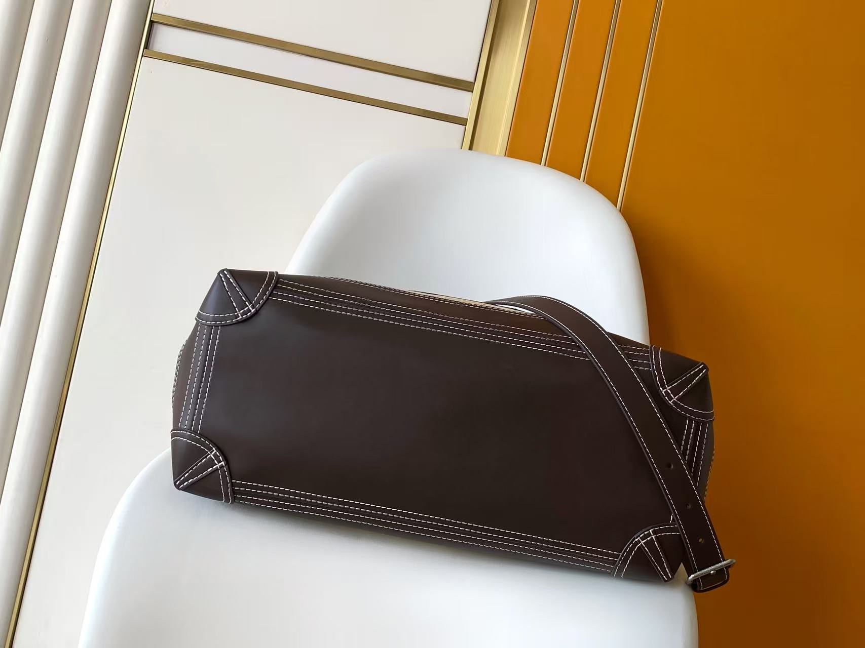 Louis Vuitton Steamer 40 Handbag, Apricot Colorblock - Image 4