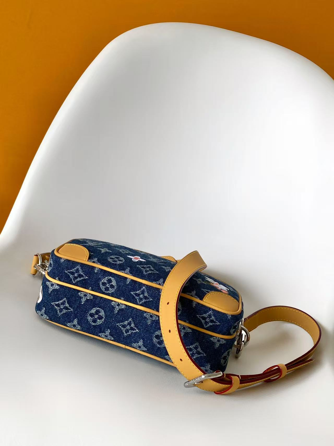 Louis Vuitton Monogram Heritage Shoulder Bag - Image 4