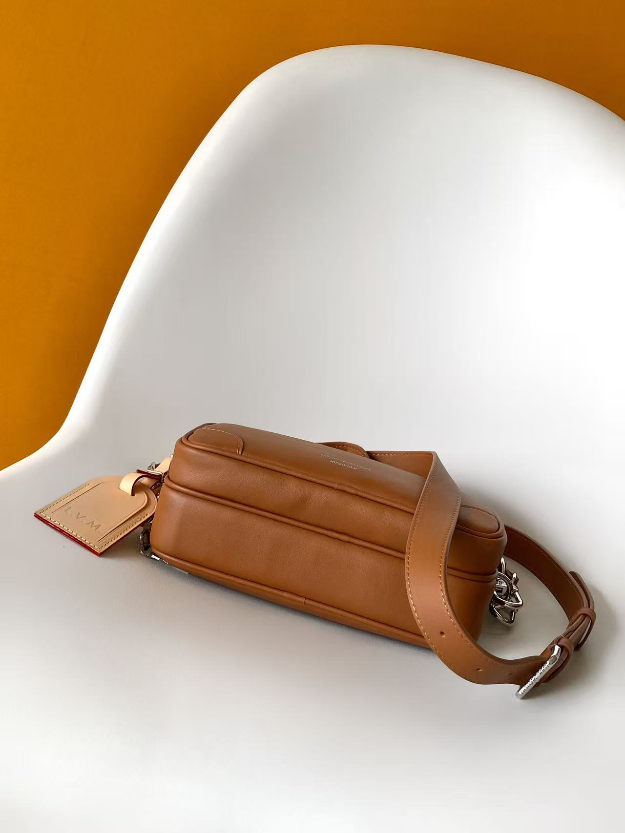 Louis Vuitton Monogram Heritage Shoulder Bag - Image 4
