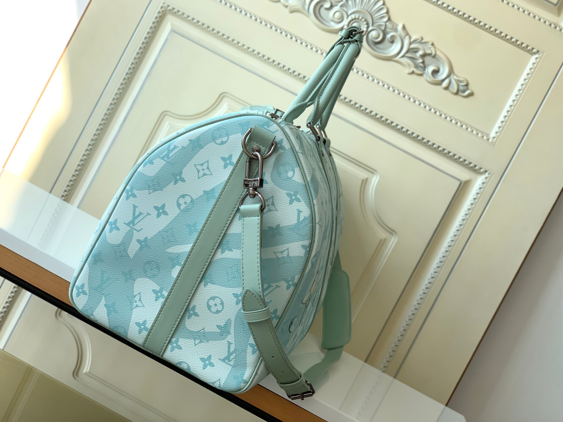 Louis Vuitton Keepall Bandoulière 50 Monogram Aquagarden Travel Bag - Image 4