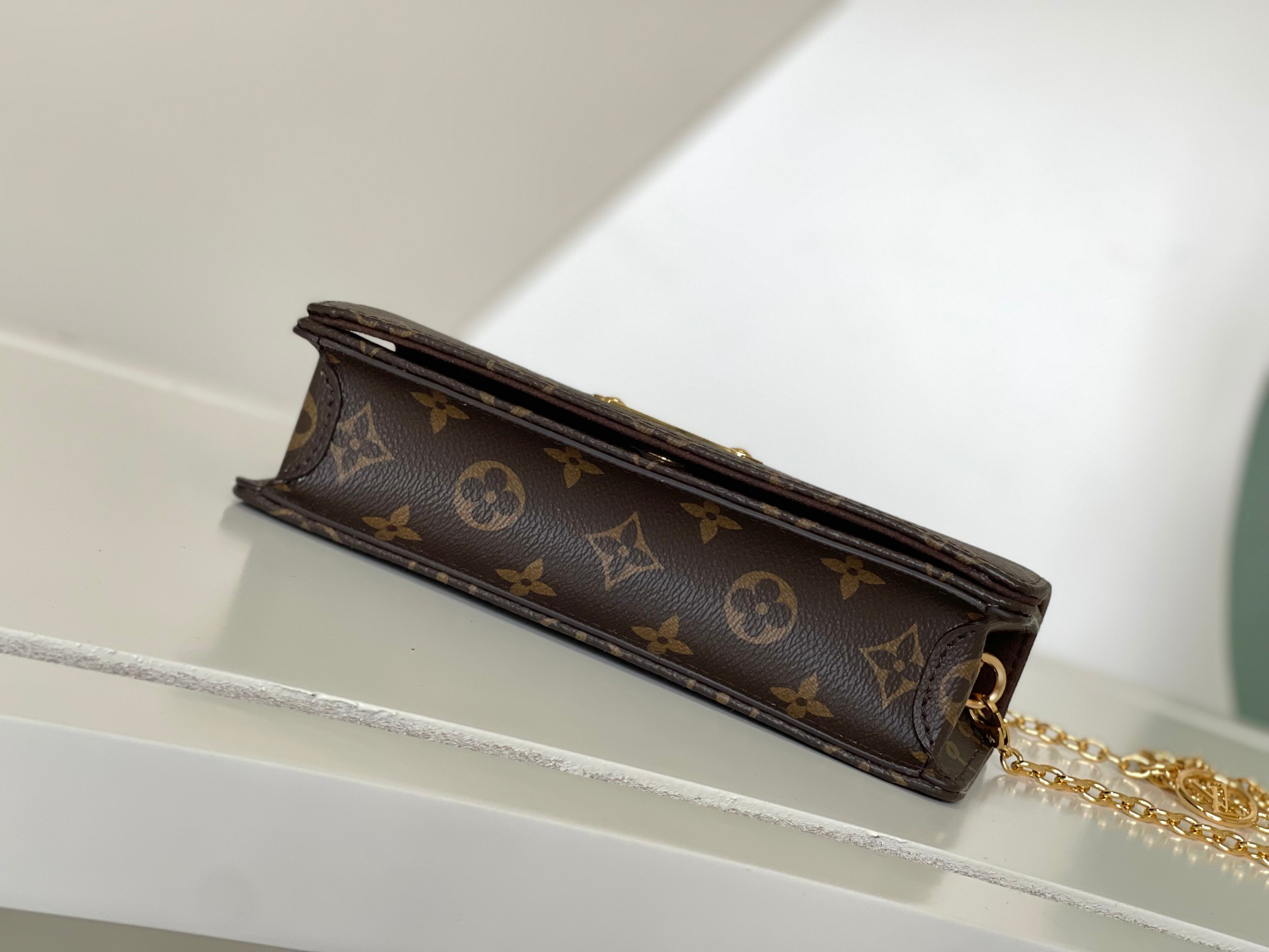 Louis Vuitton Lily Wallet on Chain M82509 - Image 4