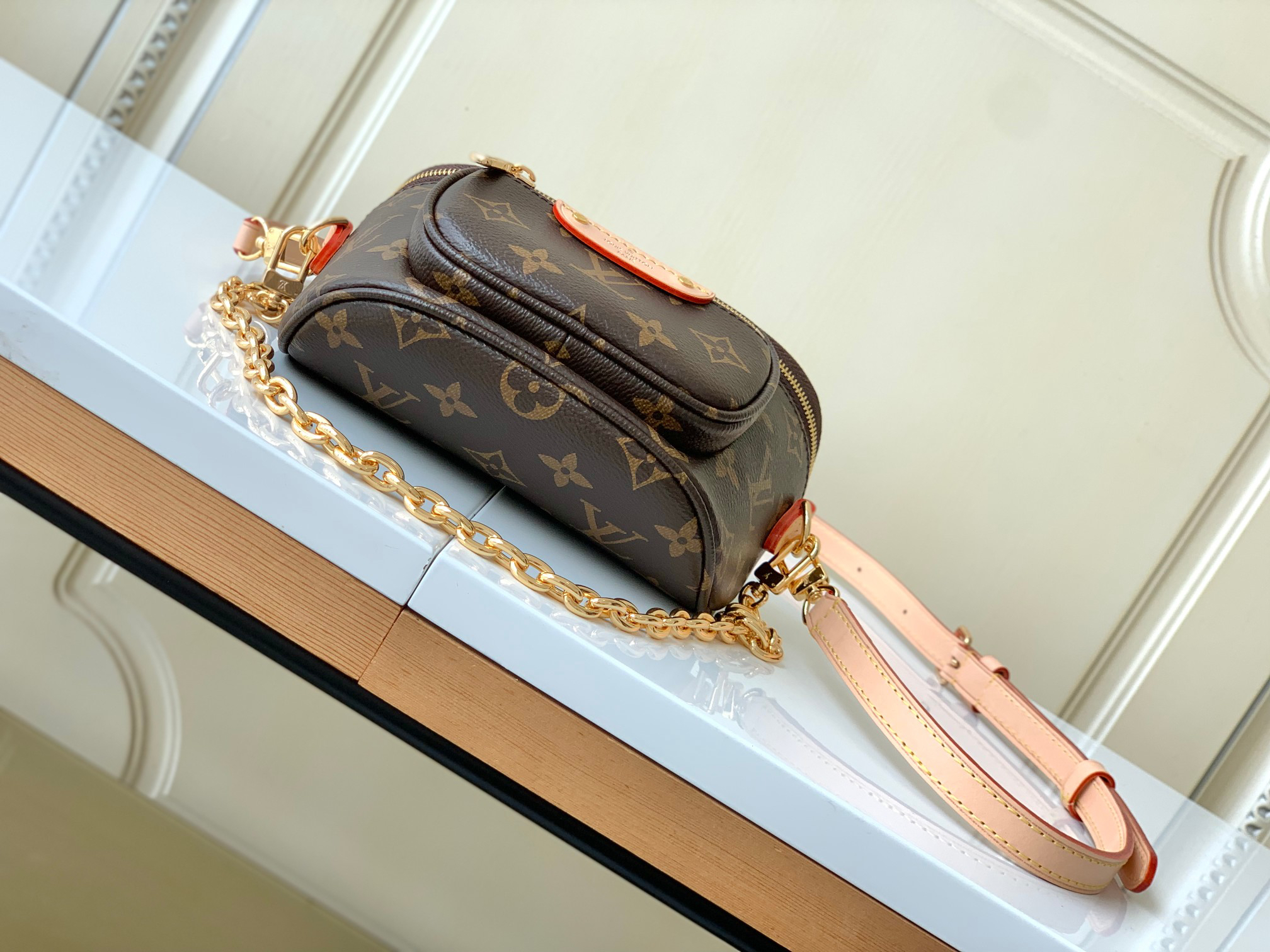 Louis Vuitton Mini Bumbag in Monogram Empreinte Leather - Image 4