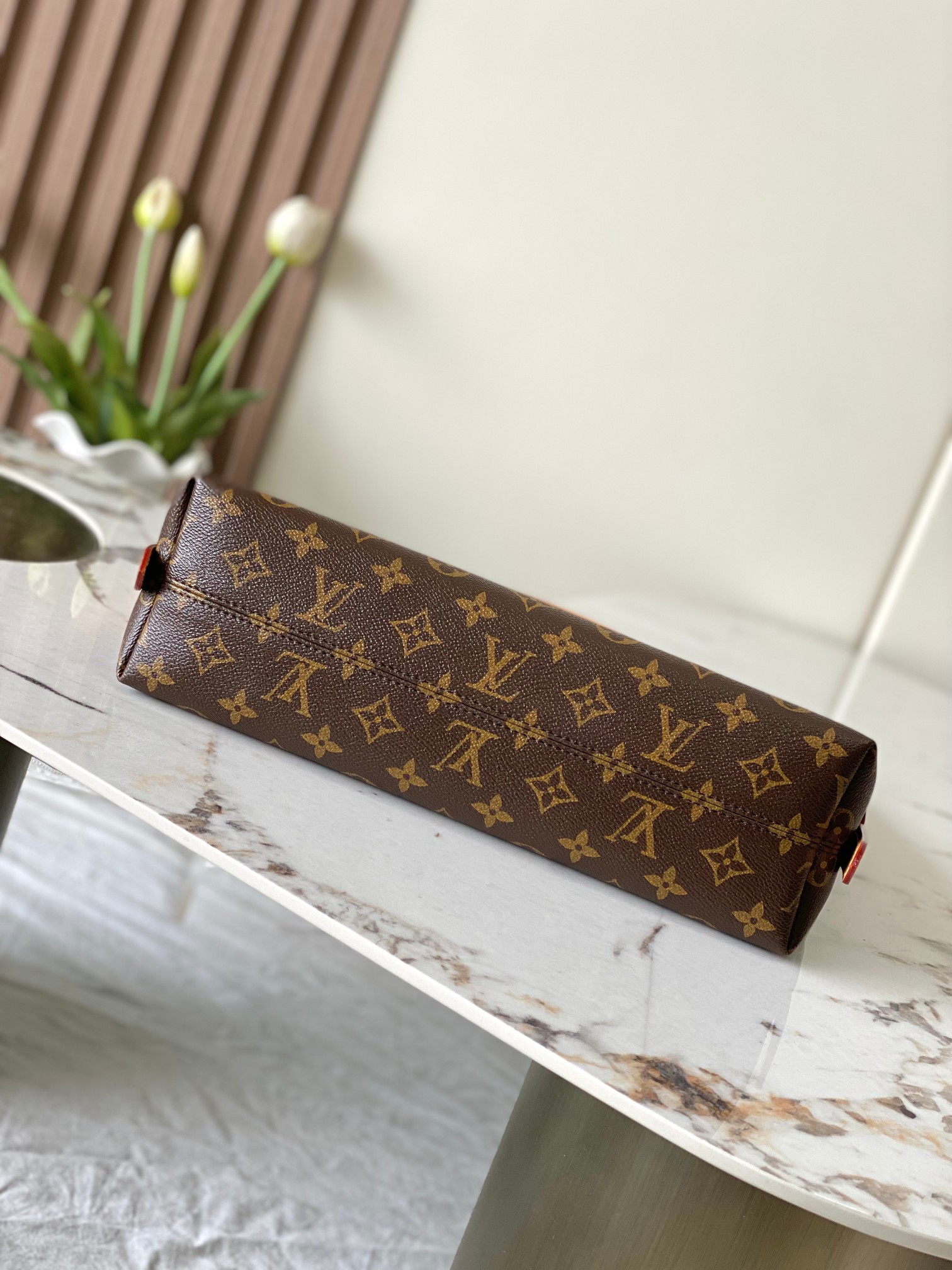 Louis Vuitton CarryAll EastWest M28101 Monogram Canvas Handbag - Image 4
