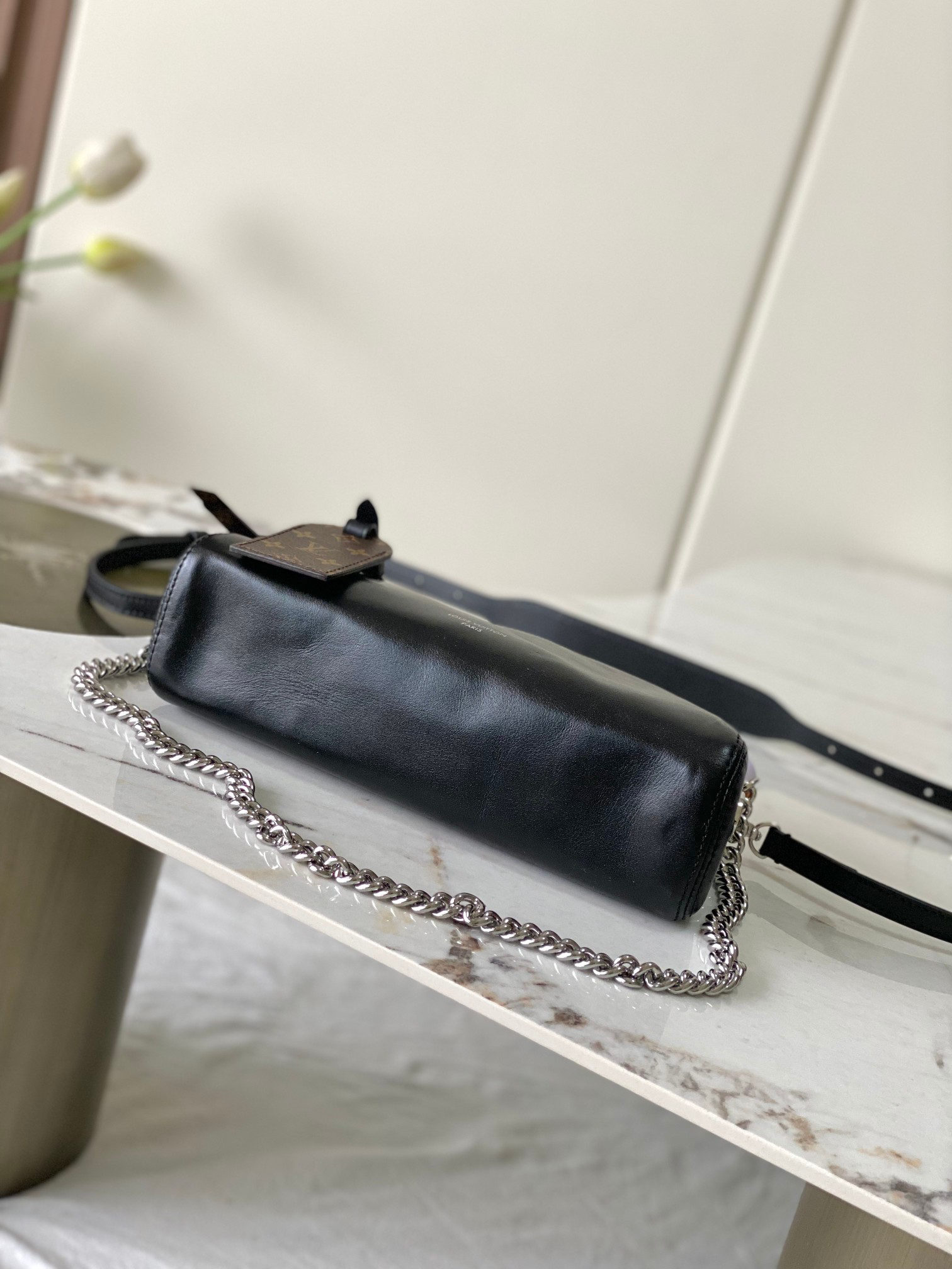 Louis Vuitton Pochette Vibe Shoulder Bag M14544 - Image 4