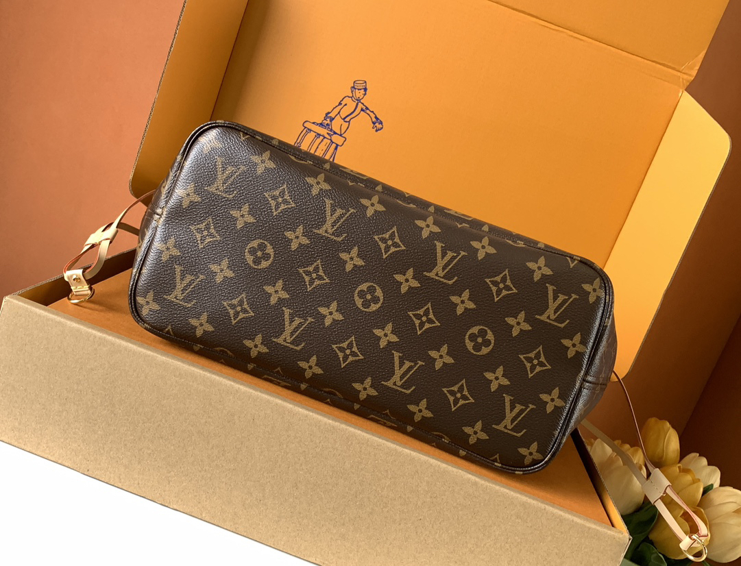 Louis Vuitton Neverfull Medium Tote Bag - Image 4