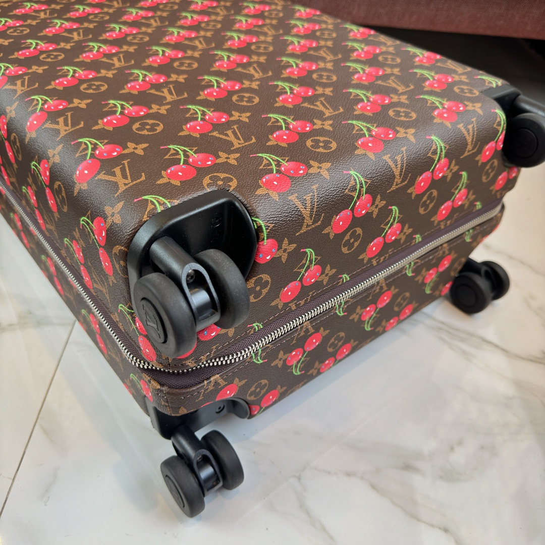 Louis Vuitton Horizon 55 Monogram Edlie Four-Wheel Carry-On Suitcase - Image 4