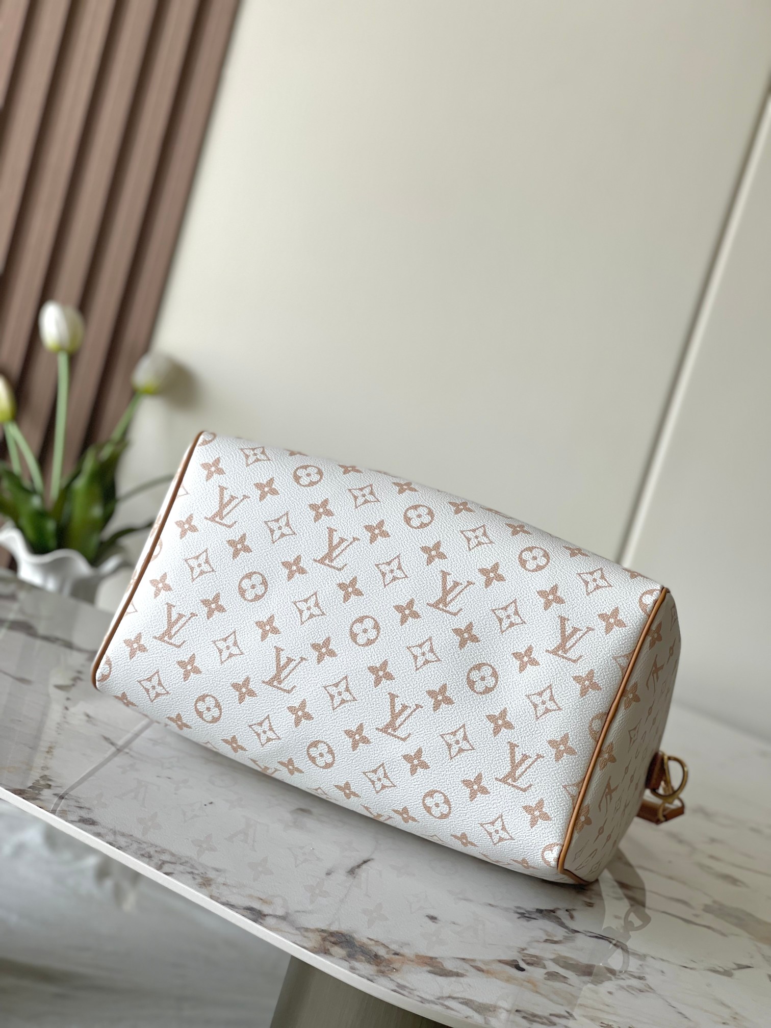 Louis Vuitton Speedy Soft 30 Boho Handbag - Image 4
