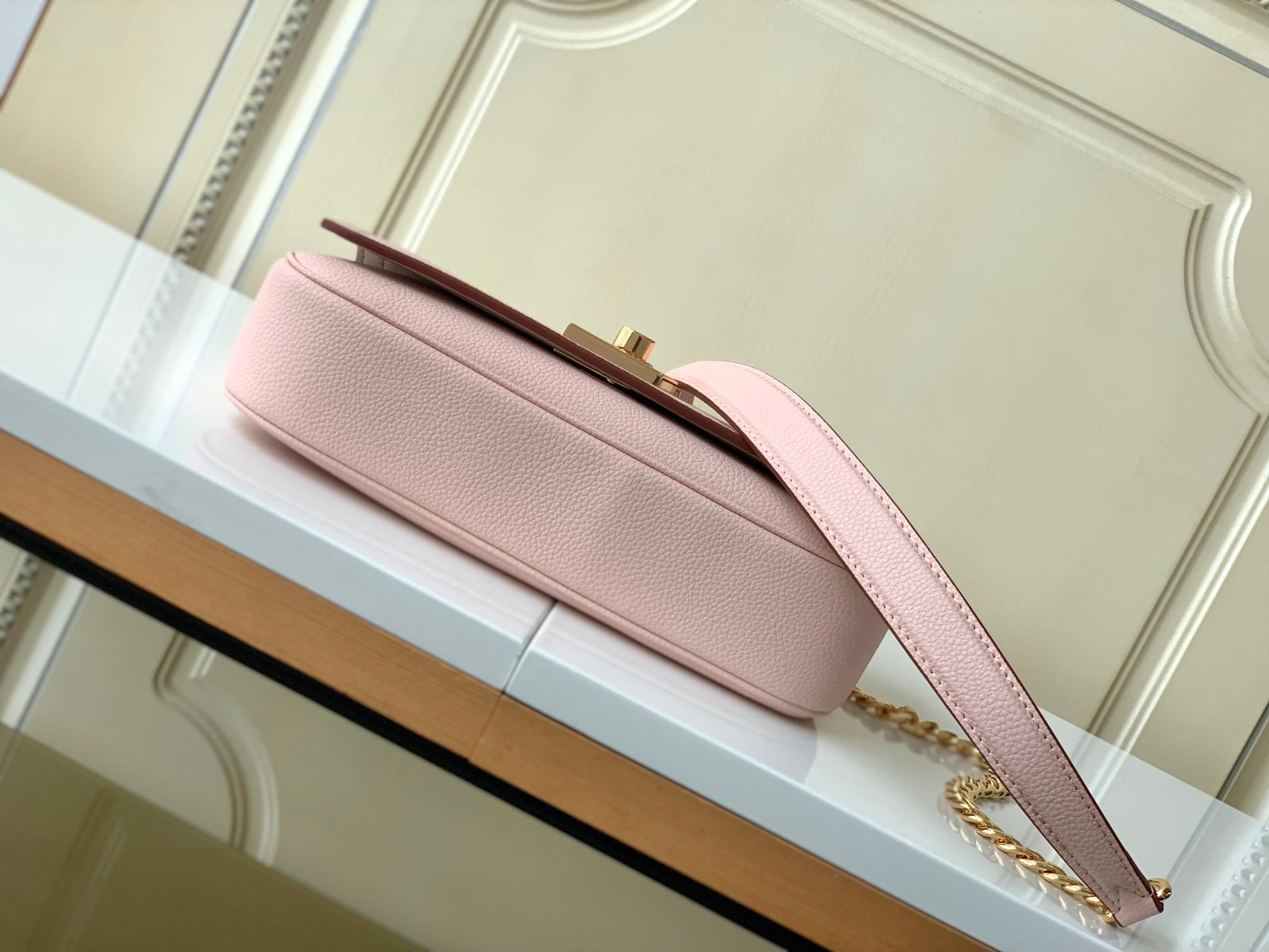 Louis Vuitton LockMe East-West Chain Bag - Image 4