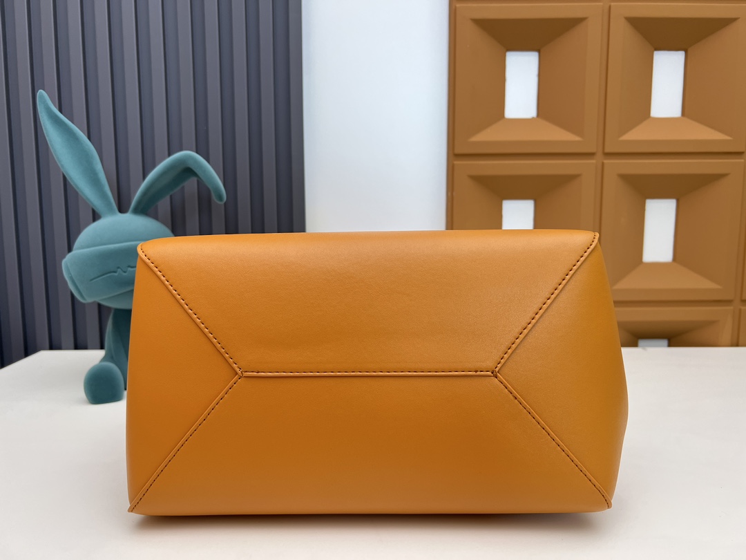 Louis Vuitton M24578 Sandwich Handbag - Image 4