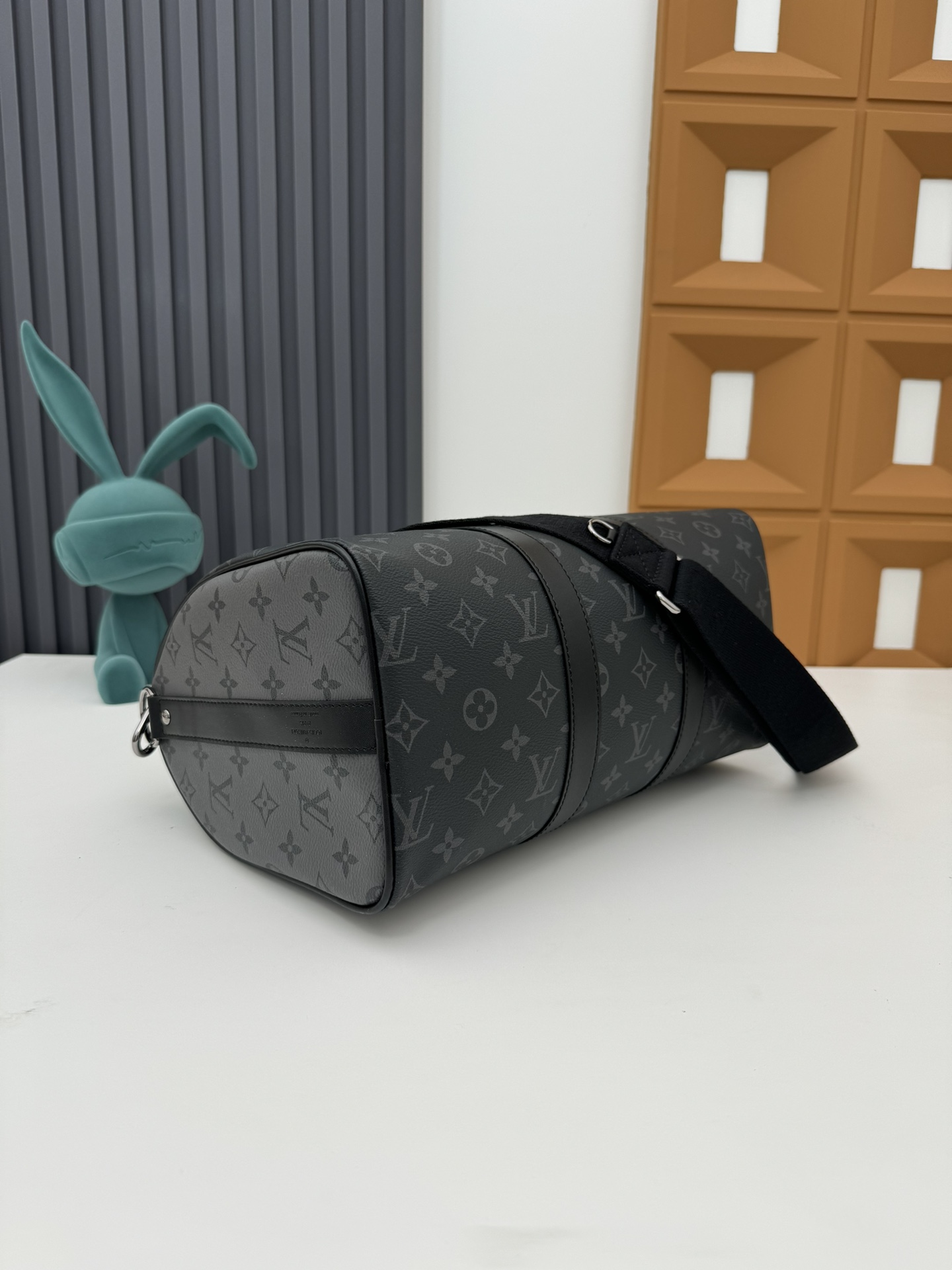 Louis Vuitton Keepall 35 Travel Bag in Monogram Eclipse Canvas - Image 4