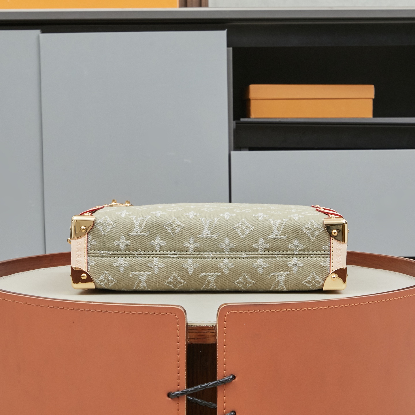 Louis Vuitton Green Denim Rendez-Vous Side Trunk East-West Handbag - Image 4
