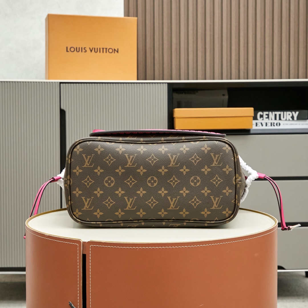 Louis Vuitton Neverfull MM Tote Bag in Damier Azur Canvas - Image 4