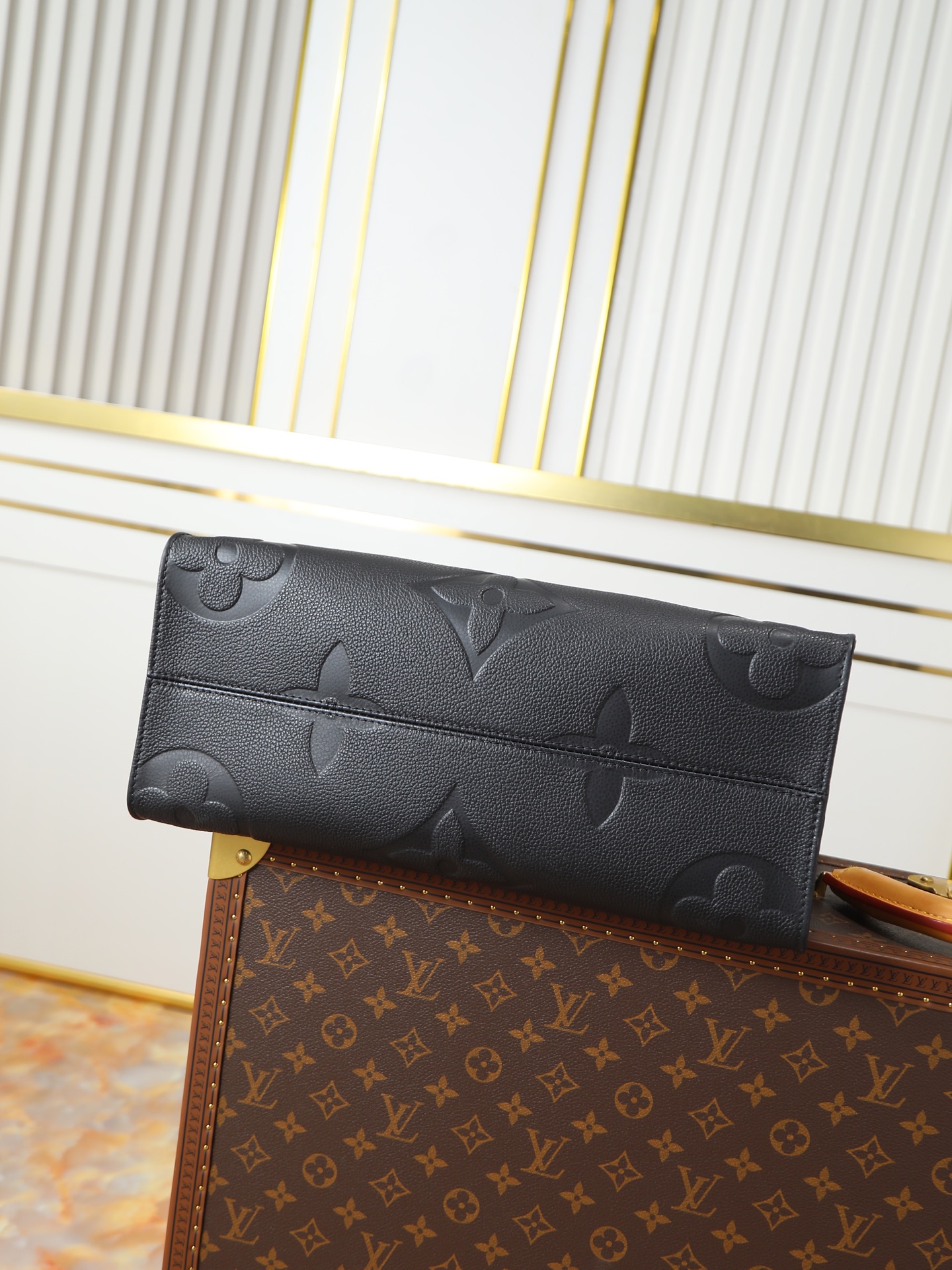 Louis Vuitton OnTheGo Medium Tote Bag - Image 4