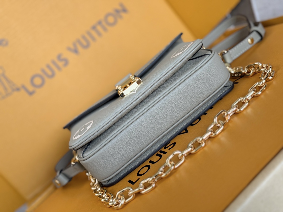 Louis Vuitton Pochette Metis East West Monogram Empreinte Leather Crossbody Bag - Image 4