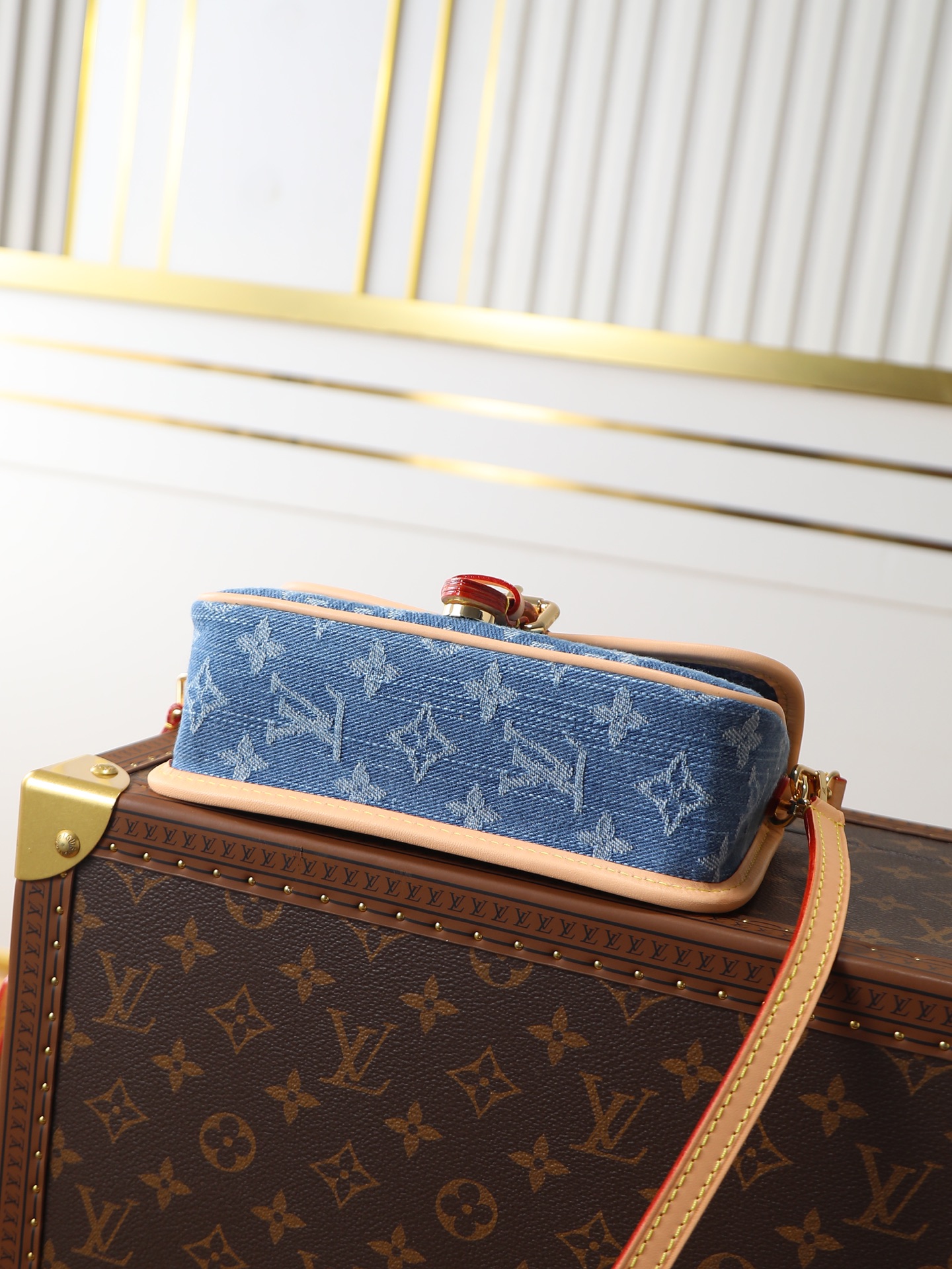 Saint Laurent Nano Diane Mini Handbag in Blue Denim - Image 4