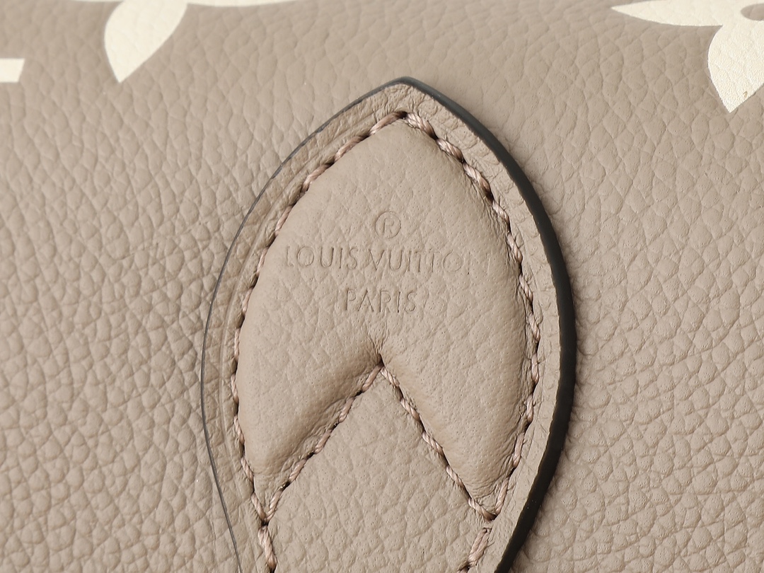 Nano Diane Leather Handbag - Image 4