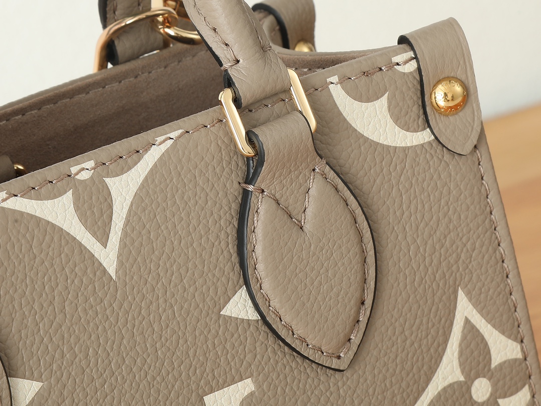 Louis Vuitton OnTheGo BB Monogram Empreinte Leather Crossbody Bag - Image 4