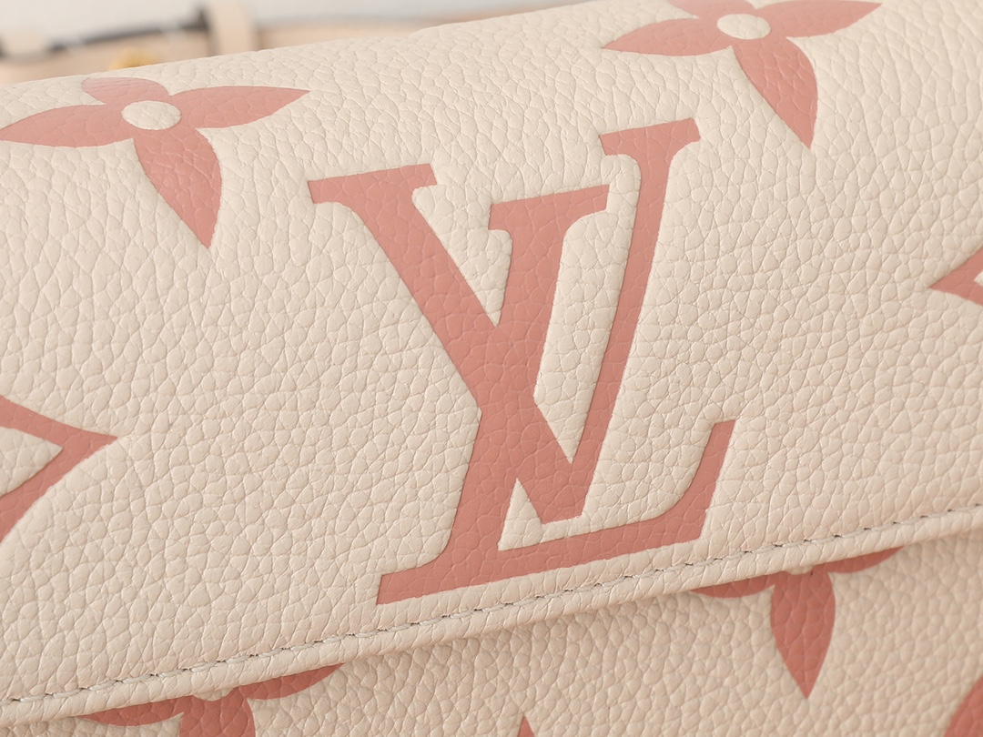 Wallet On Chain Ivy Shoulder Bag - Image 4