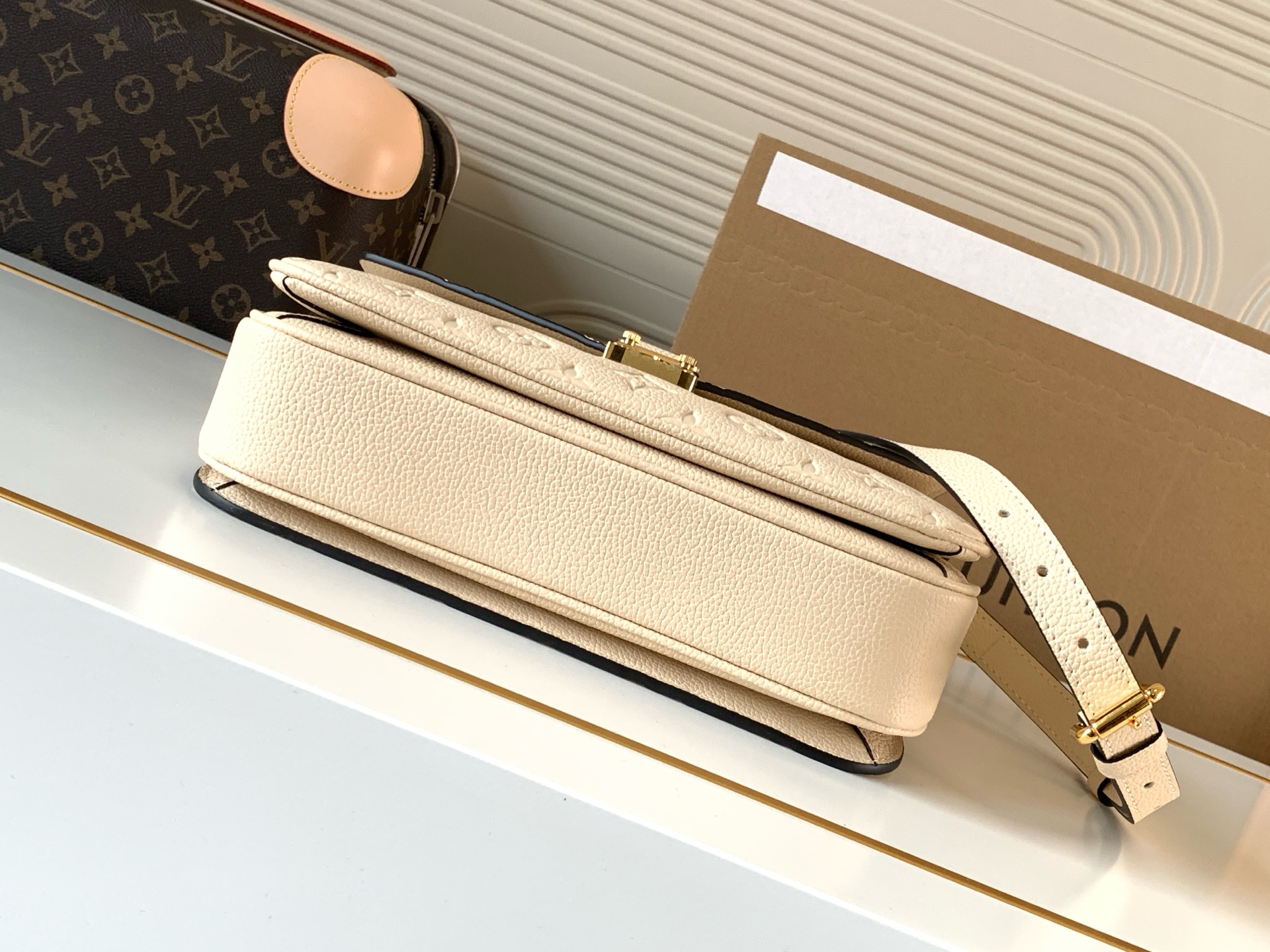 Louis Vuitton Pochette Metis Monogram Empreinte Shoulder Bag - Image 4