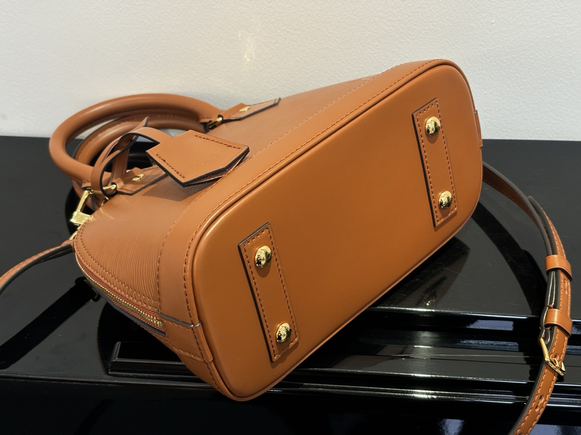 Alma BB Brown Epi Leather Handbag - Image 4