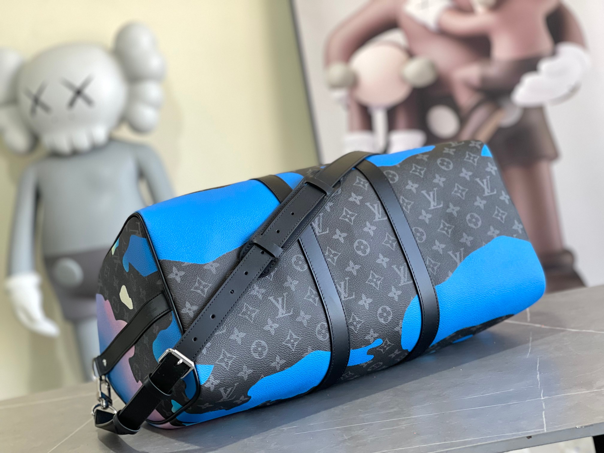 Louis Vuitton Keepall 45 Travel Bag - Image 4