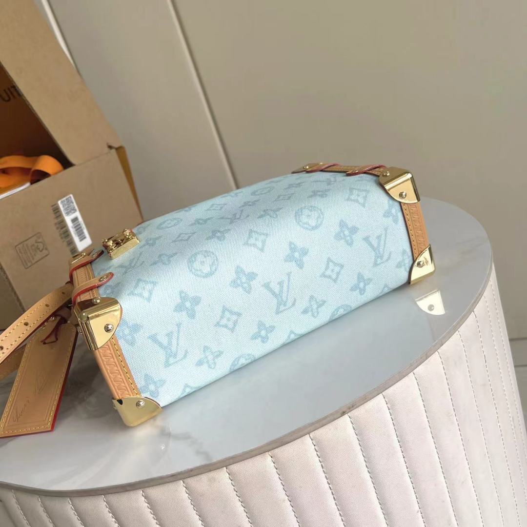 Louis Vuitton Side Trunk Medium Handbag - Image 4