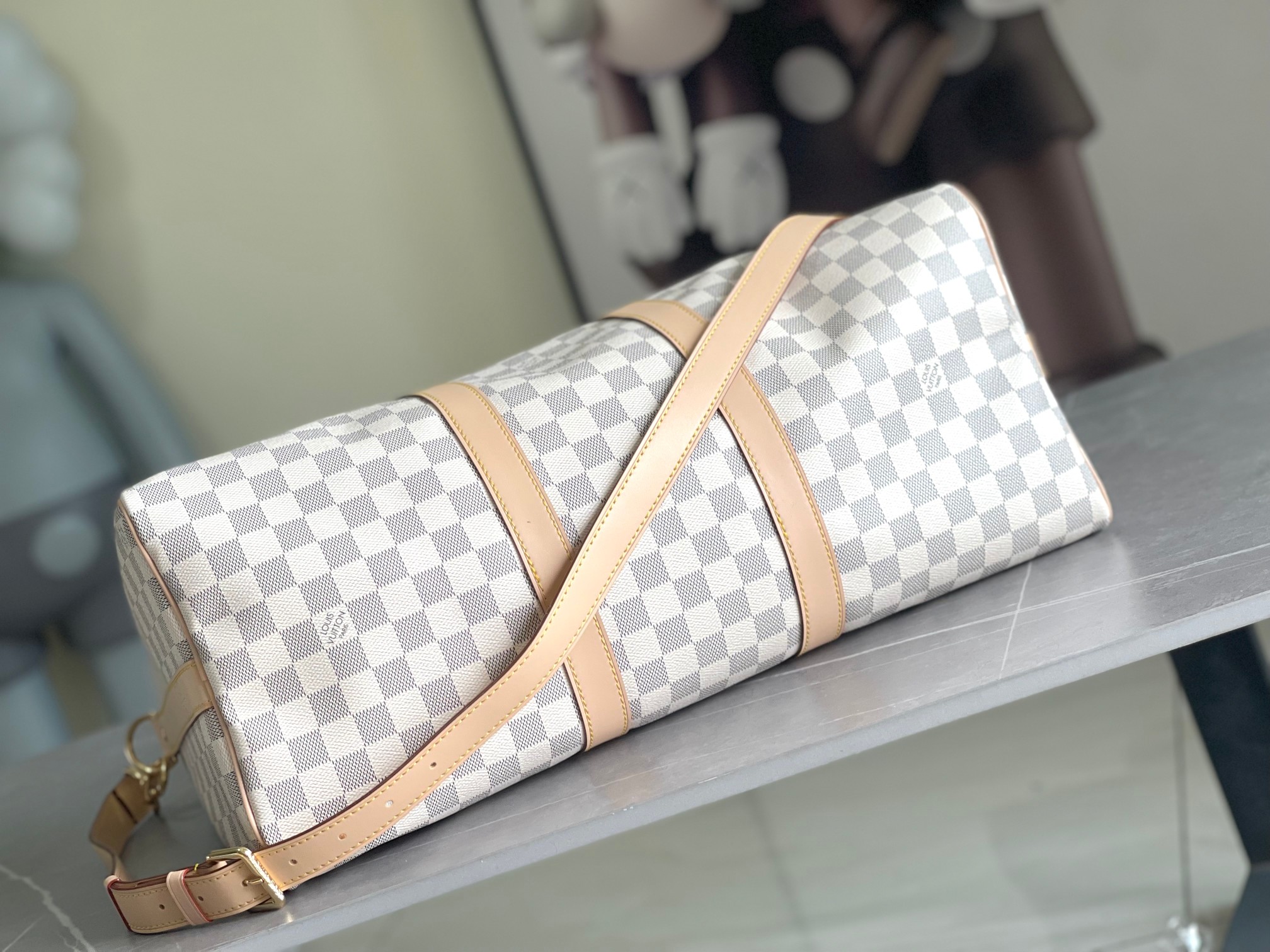 Louis Vuitton Keepall Bandoulière 45 Travel Bag - Image 4
