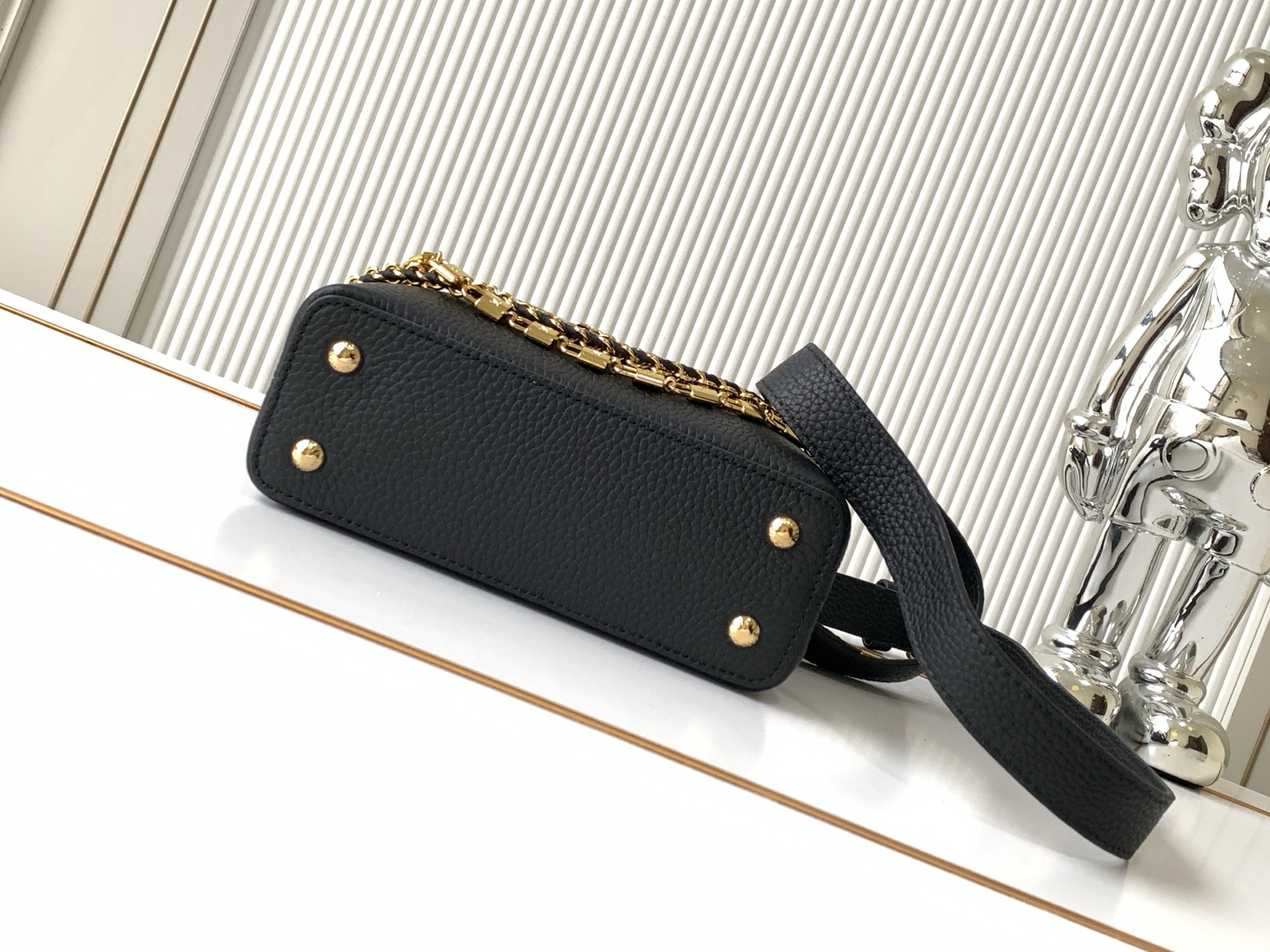 Louis Vuitton Capucines BB Trilogy Series Taurillon Leather Handbag - Image 4