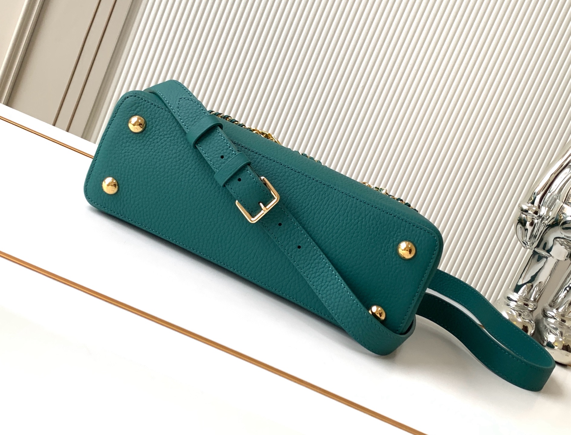 Louis Vuitton Capucines BB Handbag - Image 4