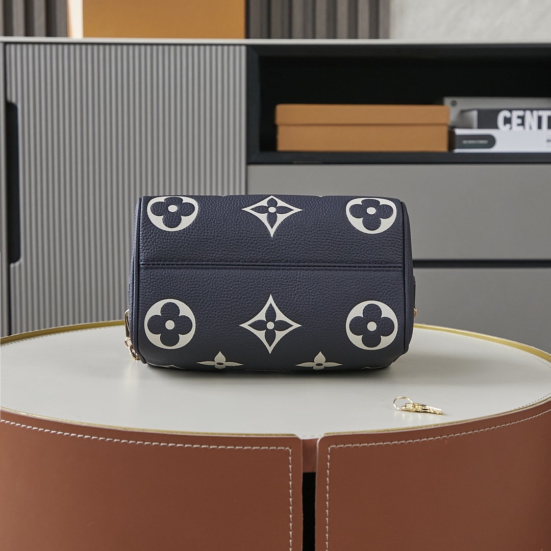 Louis Vuitton Speedy Bandouliere 20 Monogram Empreinte Handbag - Image 4