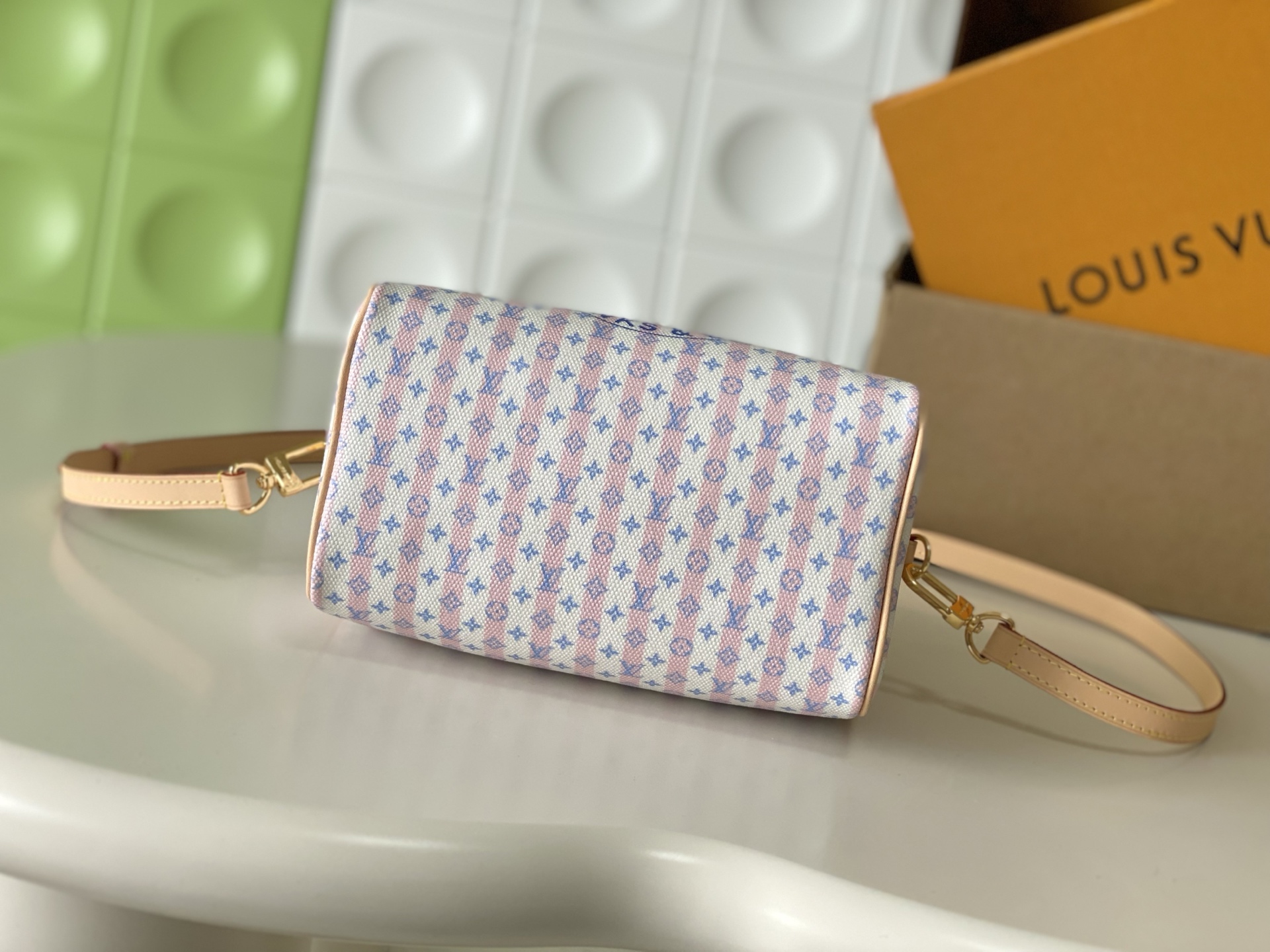 Louis Vuitton Speedy Bandouliere 20 Handbag - Image 4