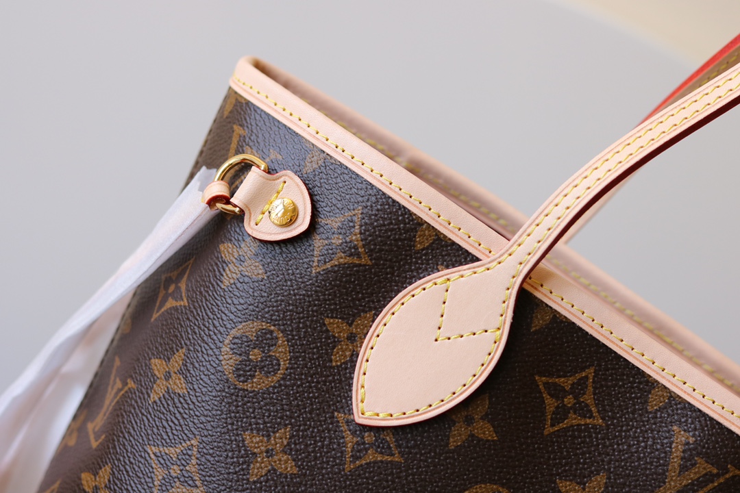 Louis Vuitton Neverfull Small Tote Bag in Damier Azur Canvas - Image 4