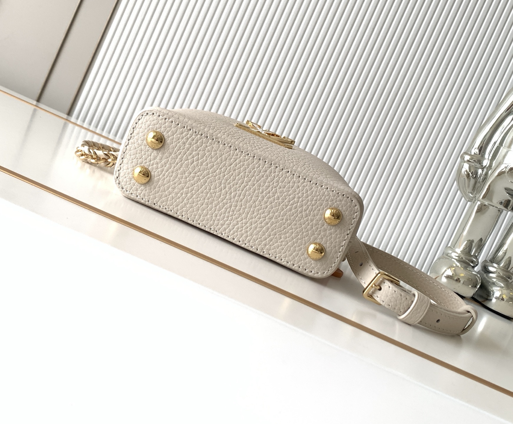 Louis Vuitton Capucines Daydream Handbag M25611 - Image 4