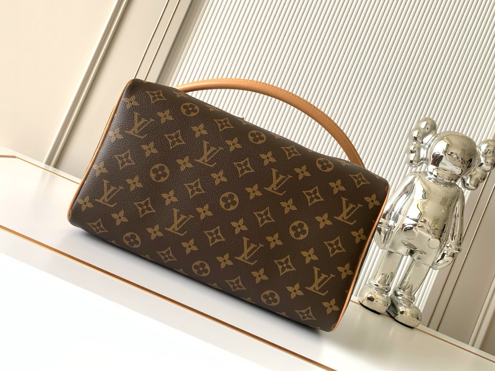 Louis Vuitton Speedy Soft 30 Crafty Monogram Handbag - Image 4