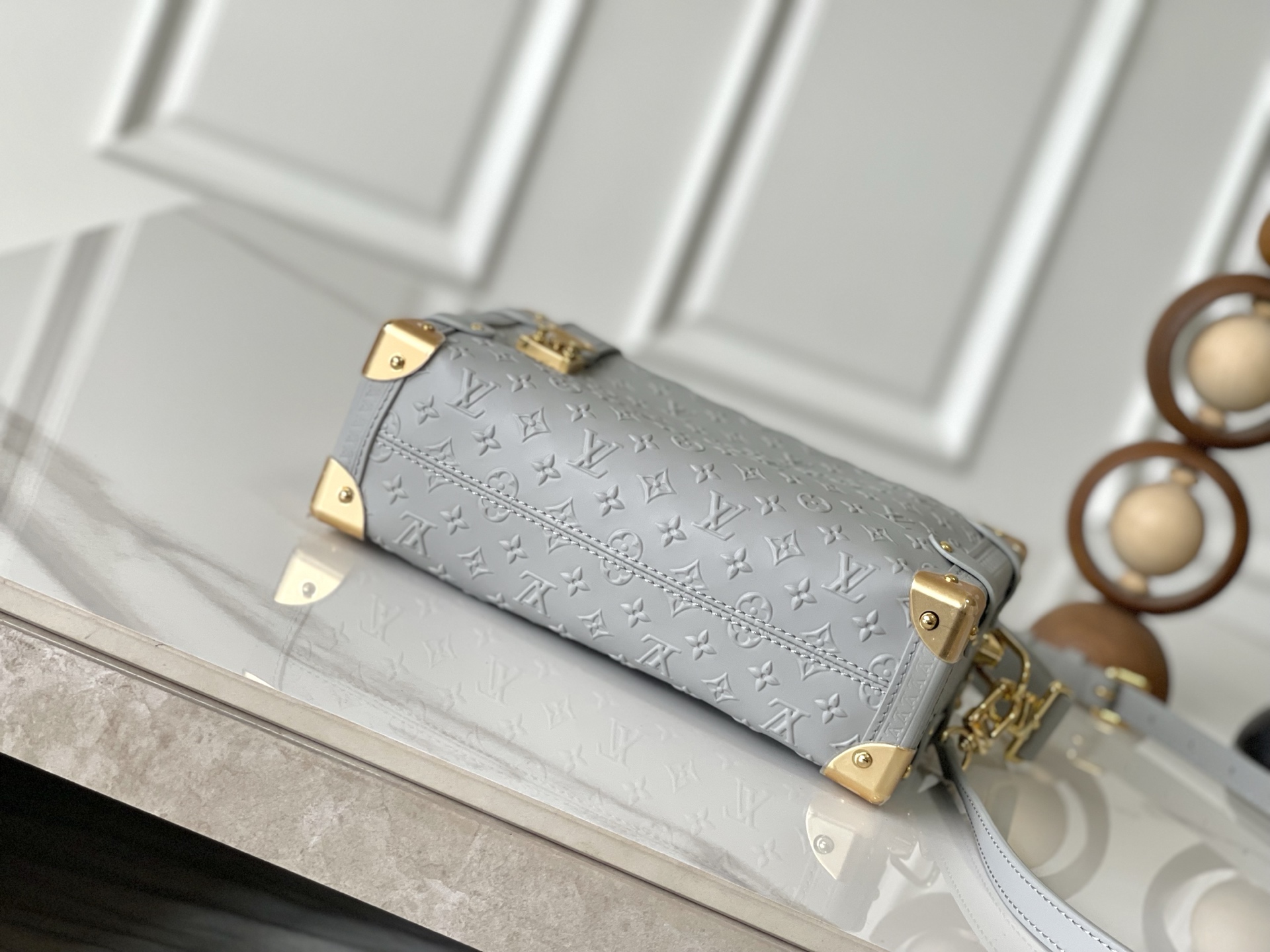 Louis Vuitton Side Trunk Medium Handbag M25602 - Image 4