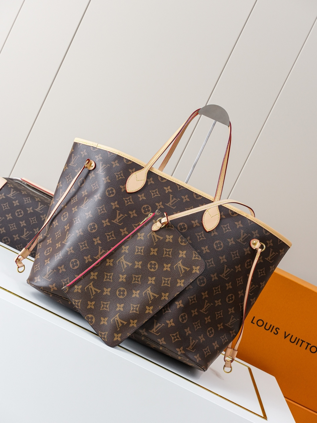 Neverfull GM Monogram Tote Bag - Image 4