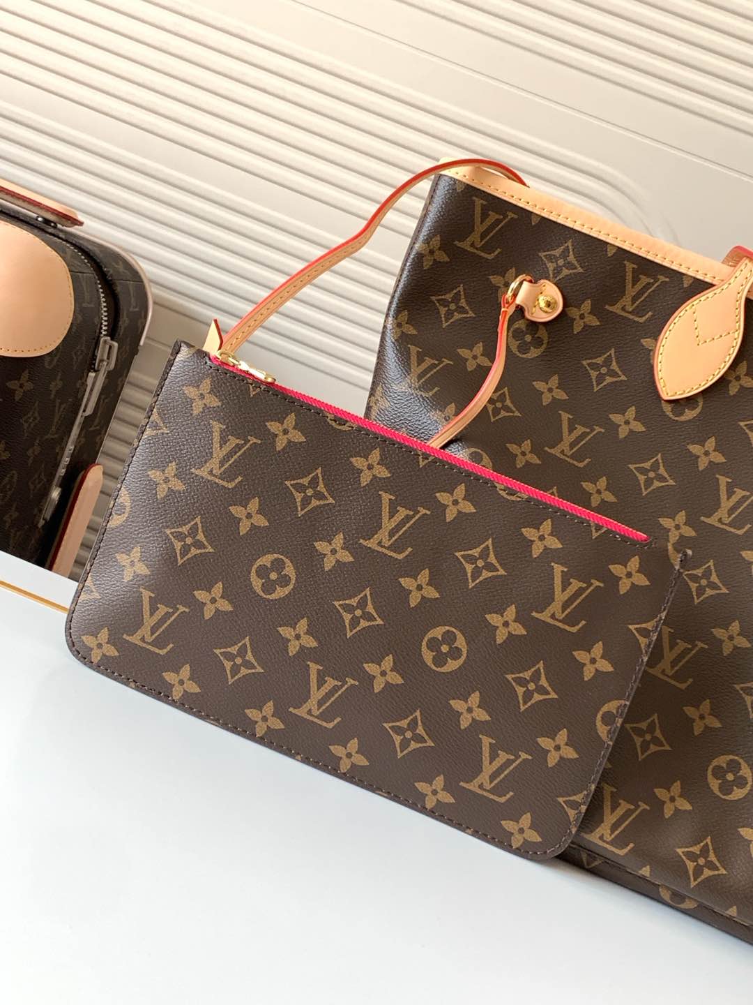 Louis Vuitton Neverfull MM Monogram Tote Bag - Image 4