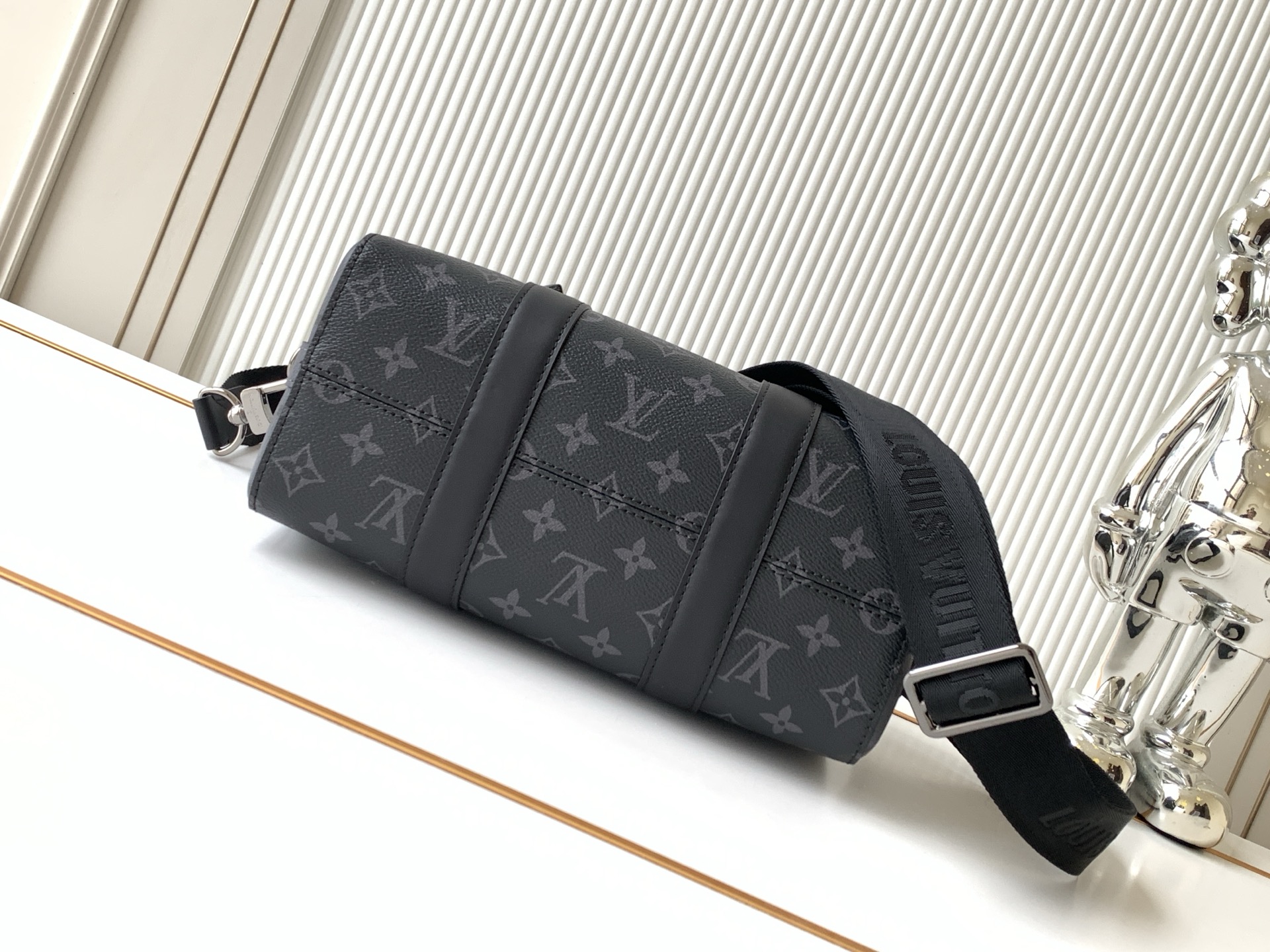 Louis Vuitton City Keepall Travel Bag M45936 in Black Monogram Eclipse - Image 4