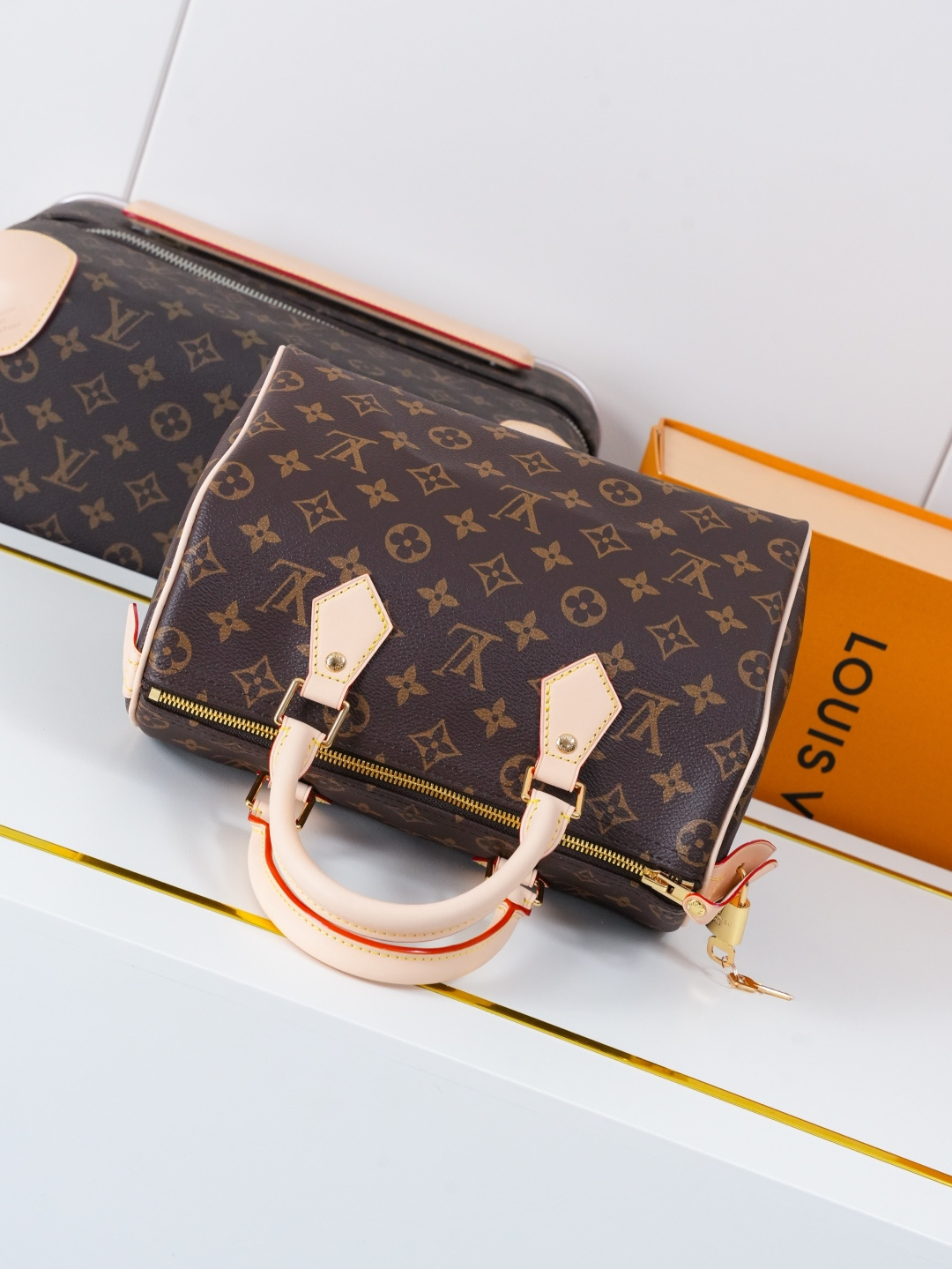 Louis Vuitton Speedy Bandouliere 25 Monogram Handbag - Image 4