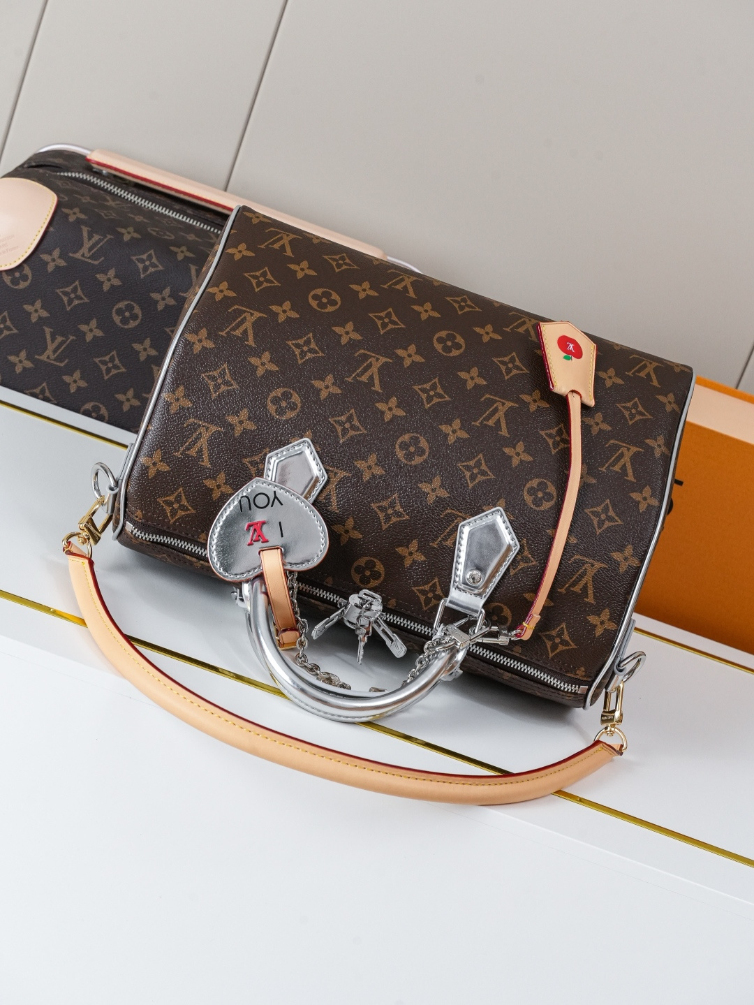 Louis Vuitton Speedy Soft 30 Dark Monogram Handbag - Image 4