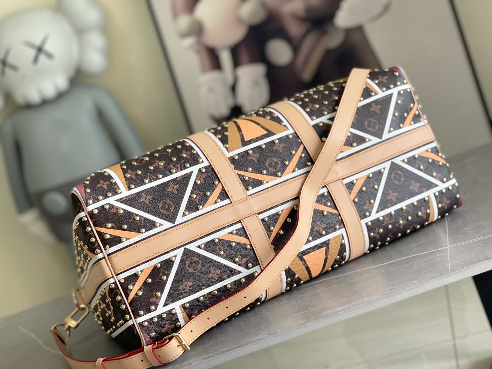 Louis Vuitton Keepall Bandoulière 50 Travel Bag - Image 4