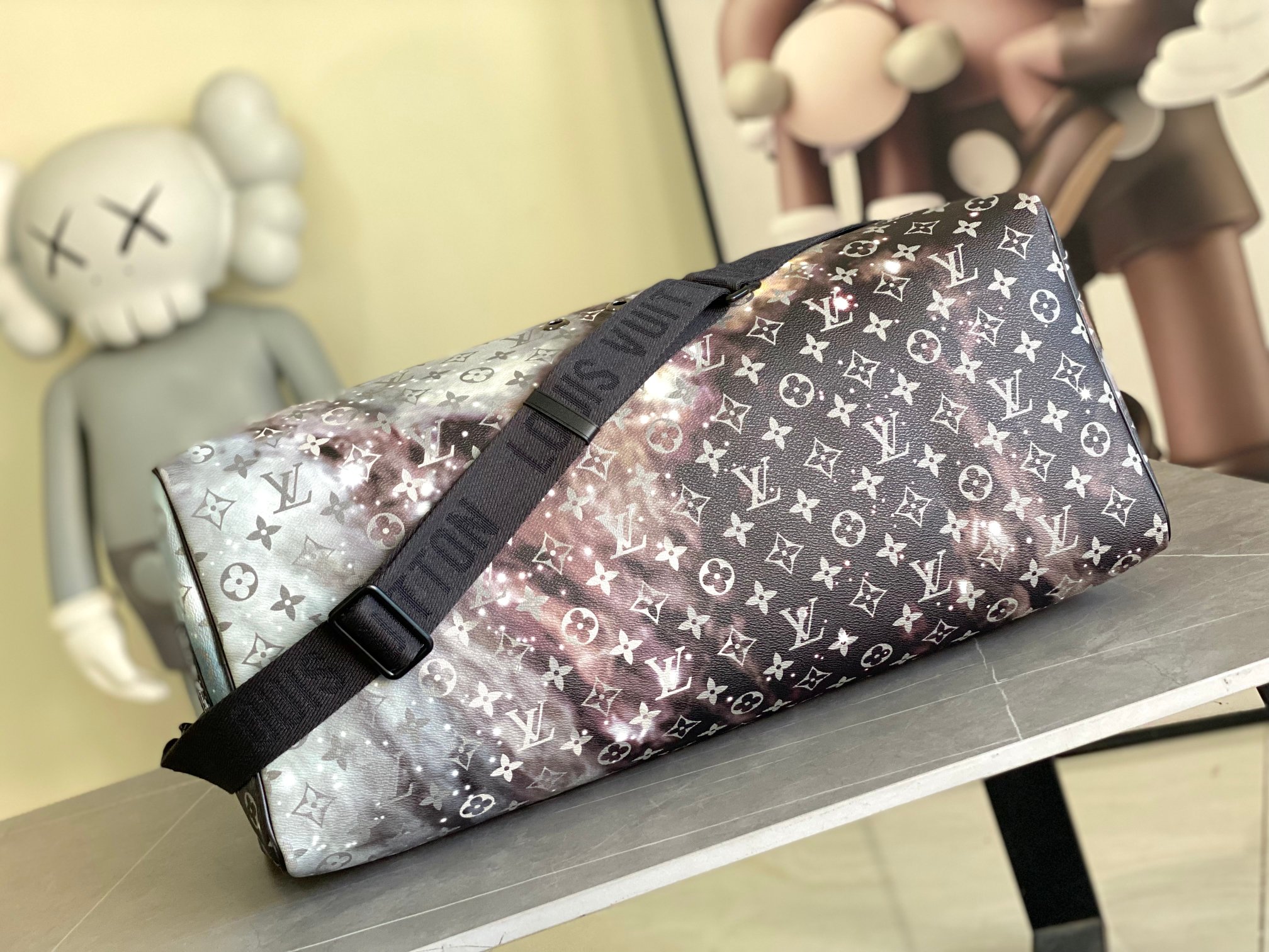 Louis Vuitton Keepall Bandoulière 50 Monogram Galaxy Travel Bag - Image 4