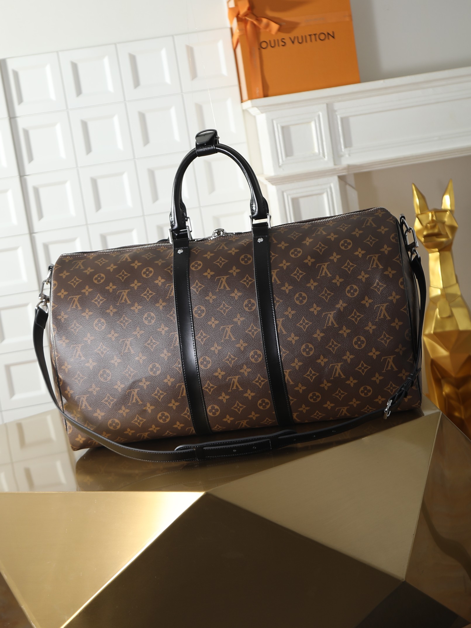 Louis Vuitton Keepall 45 Travel Bag - Image 4